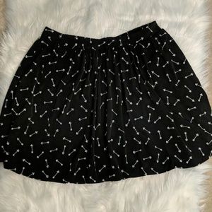 LC Lauren Conrad black arrow pocket skirt